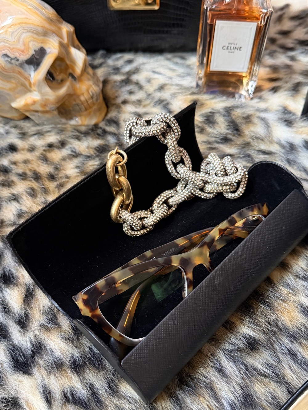 ♥️ Prada Black Sunglasses case. Listing is for one case
